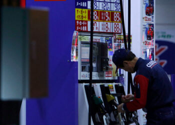 Gasolina en Japón rompe récords