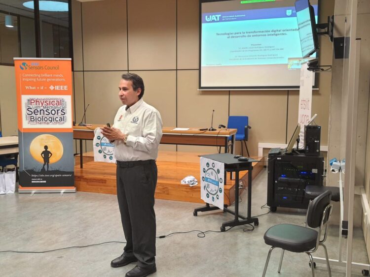 Logra UAT avances en investigación para la fabricación de sensores de fibra óptica