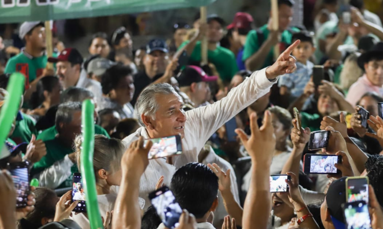 Encuestadora da ventaja a Sheinbaum como candidata de Morena