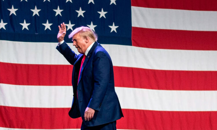 Ausencia de Trump marca el debate republicano en Milwaukee