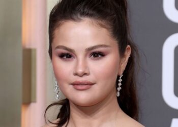 Selena Gómez cambia listas de éxitos por salud
