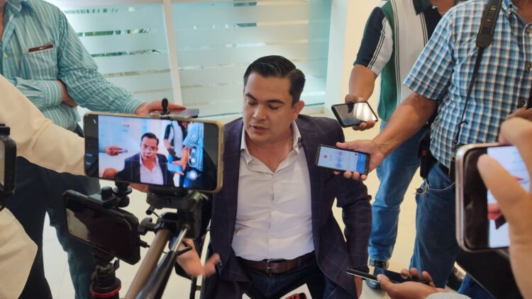 Culpa diputado a comercios asaltados de promover la impunidad