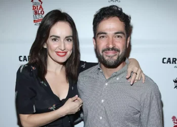 Ana de la Reguera y Alfonso Herrera rompen relación amorosa