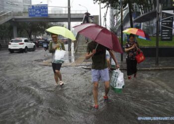 China activa alerta naranja tras fuertes precipitaciones