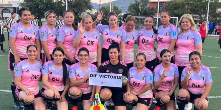 Da Lalo Gattás zapatazo inaugural en Torneo Intermunicipal de Fut-7