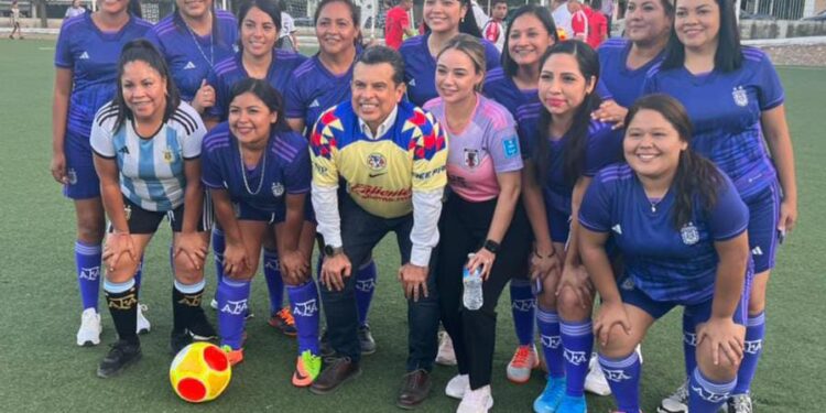 Da Lalo Gattás zapatazo inaugural en Torneo Intermunicipal de Fut-7