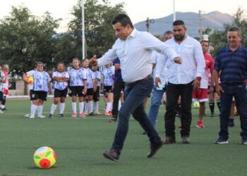 Da Lalo Gattás zapatazo inaugural en Torneo Intermunicipal de Fut-7