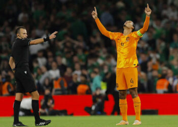 Holanda viene de atrás ante Irlanda y se enfila a la Eurocopa 2024