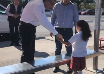 Reitera Américo Villarreal apertura al diálogo con Sección 30 del SNTE en paro laboral