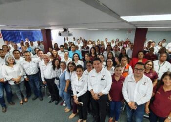 Capacita Secretaría del Trabajo a personal de Comapa Sur