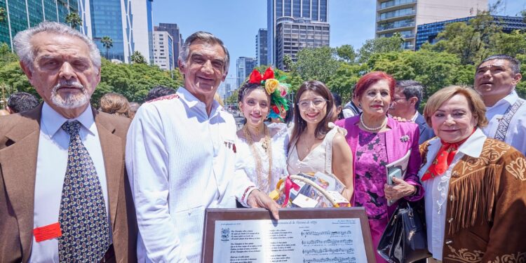 La transformación de México debe continuar, dice Américo Villarreal desde el Ángel de la Independencia