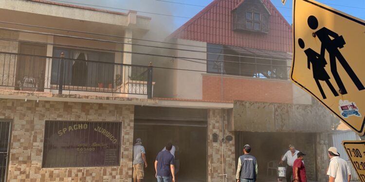 Se incendia restaurante de mariscos en el centro de Cd. Victoria