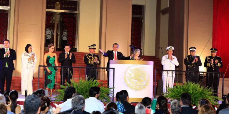 Vitorea Américo Villarreal a los héroes de la independencia, a la justicia y la verdad