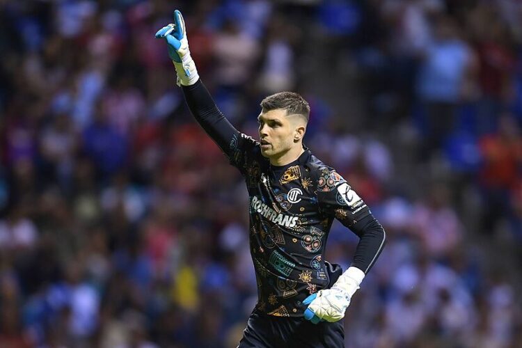 Tiago Volpi quiere ser Mexicano: El portero del Toluca busca naturalización