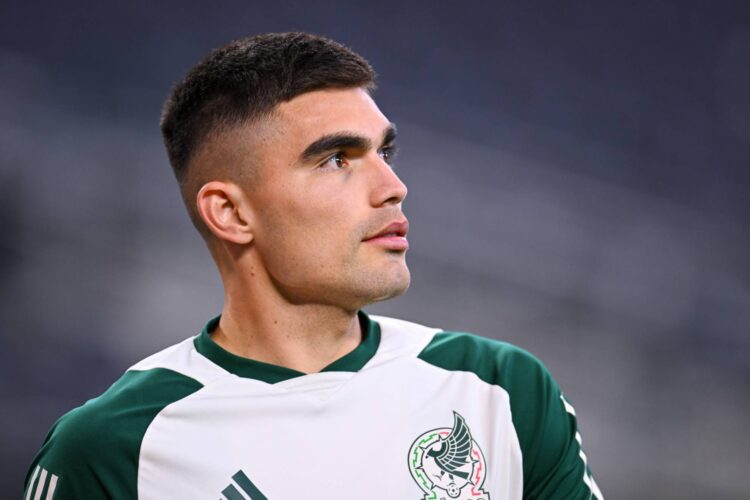 Johan Vásquez: “siento la presión de respaldar a Jaime Lozano”