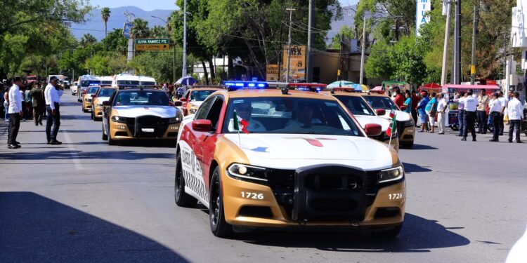 Américo Villarreal preside desfile conmemorativo del 213 aniversario de la independencia