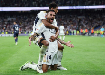 Real Madrid viene de atrás y derrota 2-1 a Real Sociedad