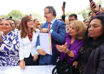 Ebrard anuncia la asociación civil ‘El Camino de México’ para promover su propuesta