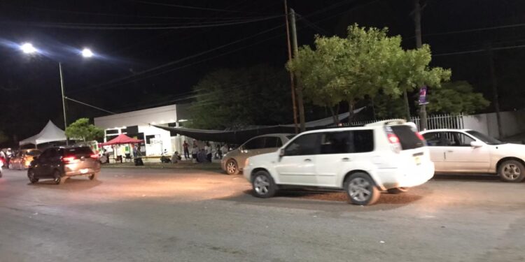 Arnulfo explica a maestros acuerdo y confirma regreso a clases este miércoles