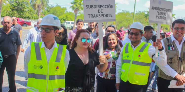 Celebran Día de Protección Civil con simulacro de desalojo en edificios públicos