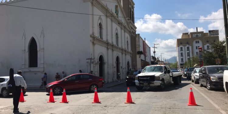 Celebran Día de Protección Civil con simulacro de desalojo en edificios públicos