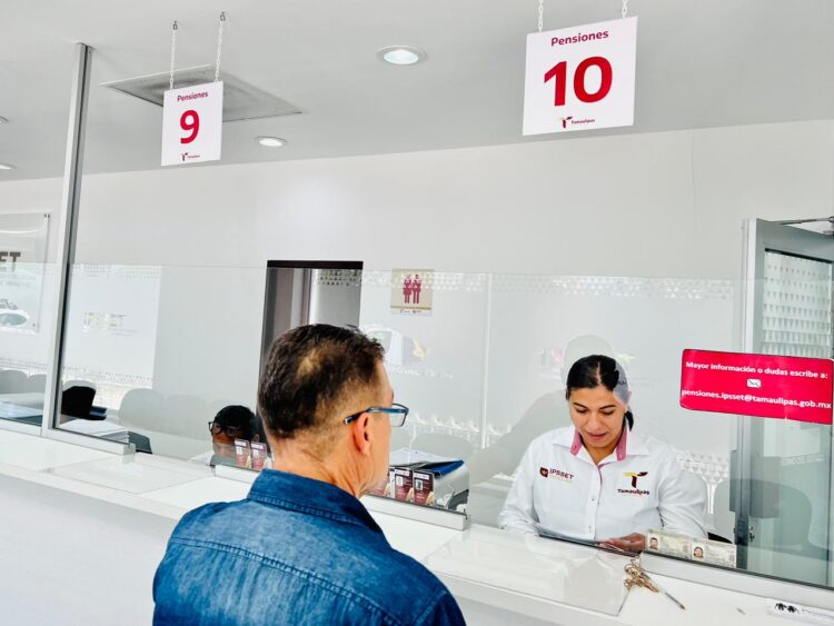 IPSSET otorga becas para las y los hijos de pensionados y pensionistas