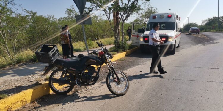 Derrapa motociclista en el Boulevard “José López Portillo”