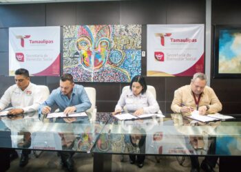 Firma SEBIEN convenio para establecer “Comedores del Bienestar” en Río Bravo