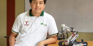 Gana estudiante del CONALEP Matamoros Concurso Internacional de Robótica