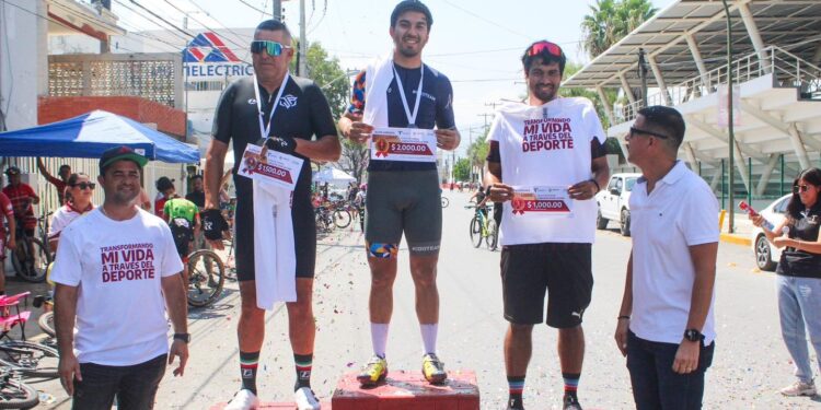 Exitosa carrera ciclista “Circuito por la Paz”