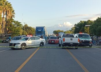 Por fuga de gas en pipa cierran temporalmente carretera Victoria-Monterrey