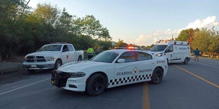 Por fuga de gas en pipa cierran temporalmente carretera Victoria-Monterrey