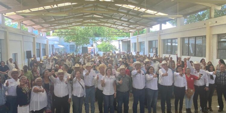 Festejan 97 aniversario de la Liga de Comunidades Agrarias y Sindicatos Campesinos de Tamaulipas