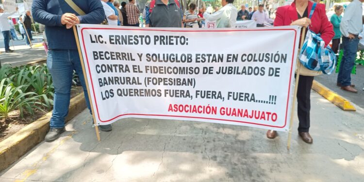 Más de 300 jubilados de Banrural en Tamaulipas corren el riesgo de quedarse sin pensión