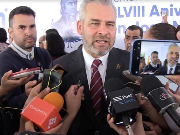 Hallan 50 osamentas en el municipio de Tacámbaro, Michoacán