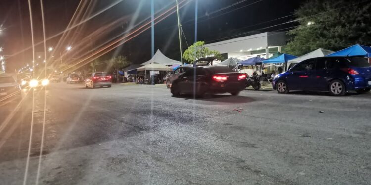 Liberan maestros vialidad en Calzada Tamatán