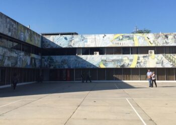 Llama la SET a maestros a no interrumpir las clases; reitera diálogo permanente