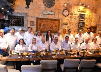 Consejero Presidente del IETAM expone calendario e innovaciones para elecciones 2023/2024 ante La Verdad de Tamaulipas.