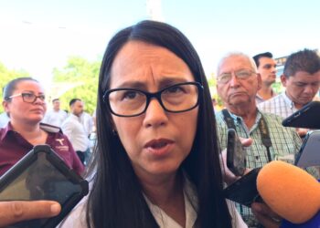 Inhabilitan a tres ex funcionarios estatales