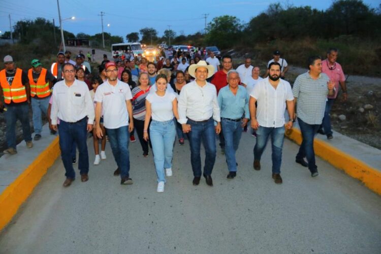Rehabilita alcalde Eduardo Gattás puente San Felipe en ejido La Misión 