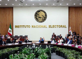 INE aprueba adelantar precampañas presidenciales y del Congreso; iniciarán el 5 de noviembre
