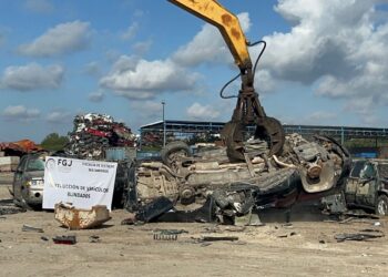 Destruyen 15 vehículos brindados asegurados a delincuentes en Matamoros