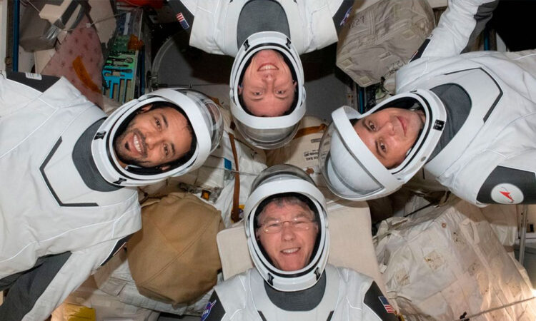 ¡Esperen, Astronautas! mal tiempo retrasa el regreso de la Crew-6 desde la EEI