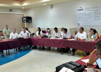 Inician las pláticas entre maestros y Secretaría de Educación