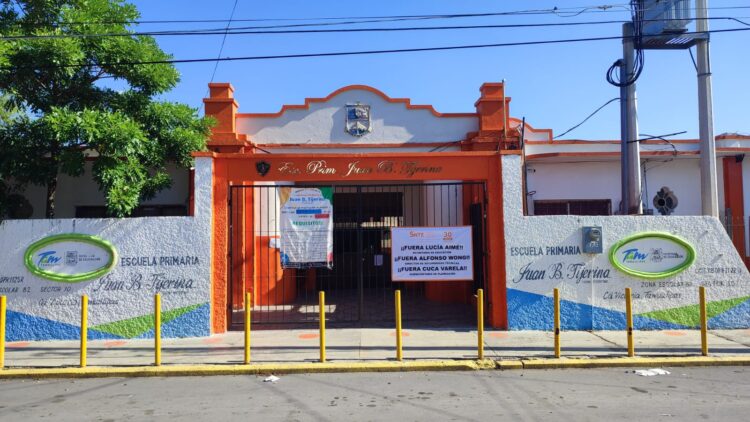 Maestros mantienen huelga y paralizan la educación en Tamaulipas