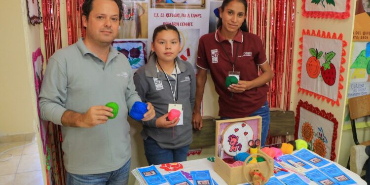 Participa CONAFE Tamaulipas en Certamen Regional de Creatividad