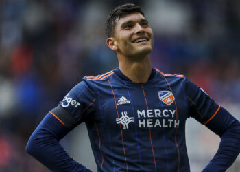 Rayados abre la chequera busca reforzar la delantera