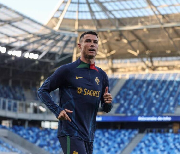 Cristiano Ronaldo causa revuelo en su llegada a Irán