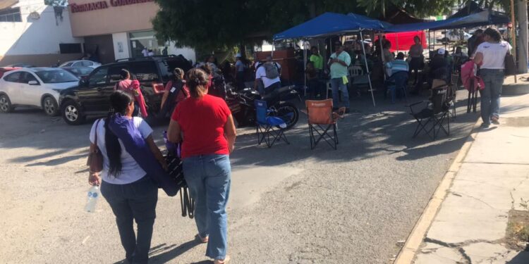 Maestros se retirarán de la plaza Juárez… solo por ceremonia del grito, regresan a la SET