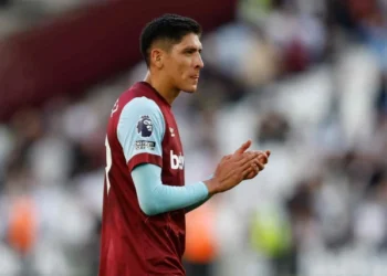 Se posterga debut de Edson Álvarez en la Europa League